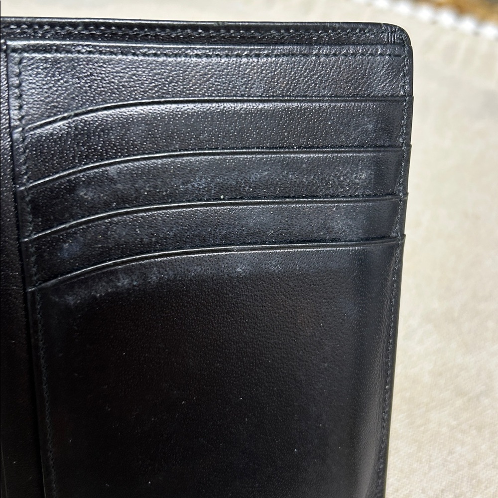 Montblanc Classic Black Leather Holder - Picture 11 of 13